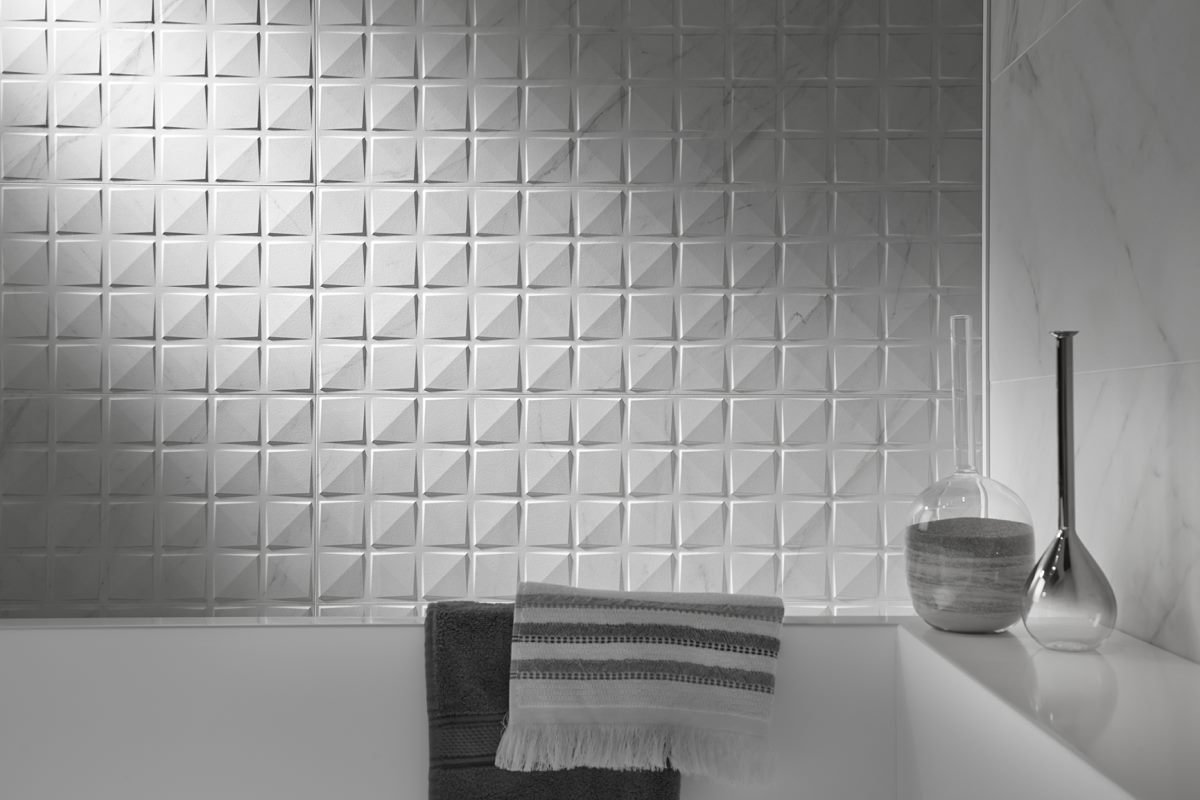 Carrelage aspect marbre — modèle Evoque, salle de bain