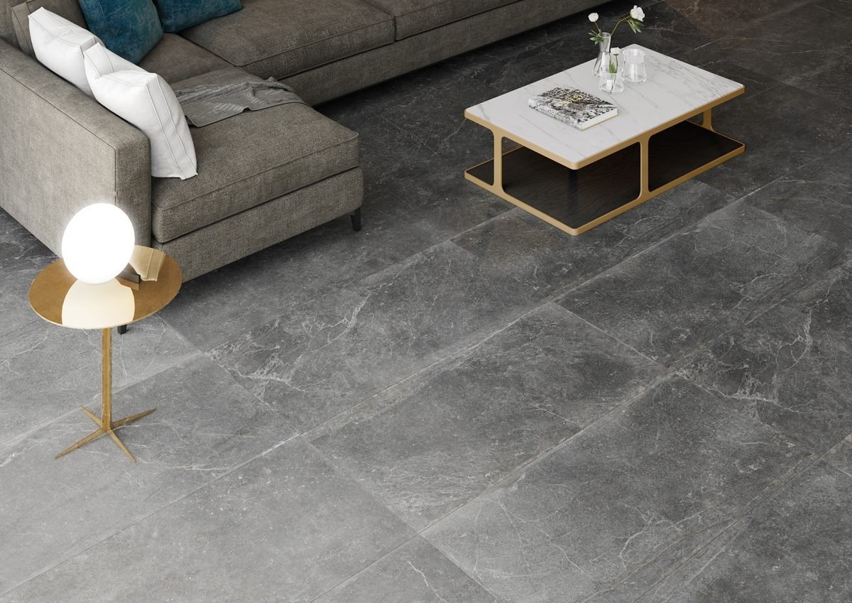Carrelage aspect pierre naturelle — modèle Bleuemix, séjour